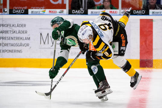 Färjestads Oskar Steen och Skellefteås Tim Söderlund