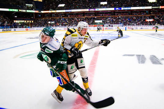 Färjestads Johan Ivarsson och Skellefteås Pär Lindholm