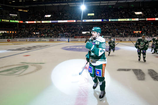 Färjestads Mikael Wikstrand jublar