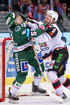 Frölundas Mats Rosseli Olsen och Malmö Redhawks Stefan