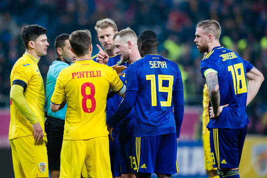 Rumäniens Cristian Sapunaru i bråk med Sveriges John
