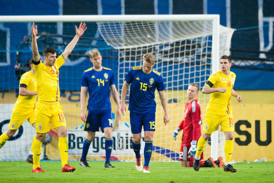 Sveriges Oscar Hiljemark deppar