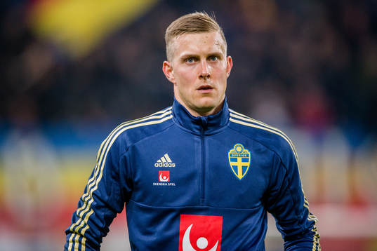Sveriges målvakt Karl-Johan Johnsson före en