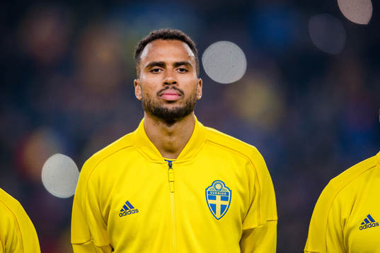 Sveriges Isaac Kiese Thelin före en träningslandskamp i