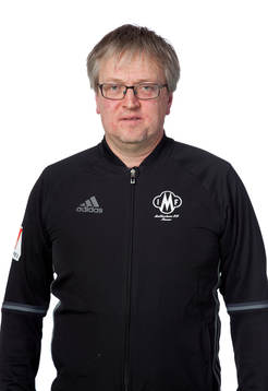 Bläddra bland fler bilder av Fotboll, Dam, Elitettan, Porträtt och Lagbild, Mallbacken