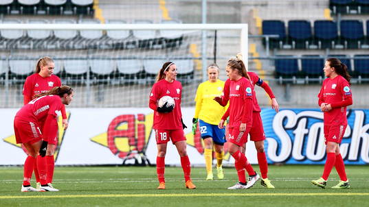 Linköpings Kosovare Asllani, Hilda Carlén  med flera