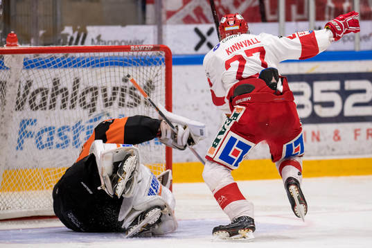 Timrås Johannes Kinnvall jublar