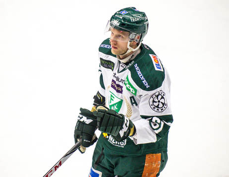 Färjestads Johan Ryno jublar
