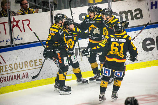Skellefteås Linus Lindström , Pontus Petterström ,