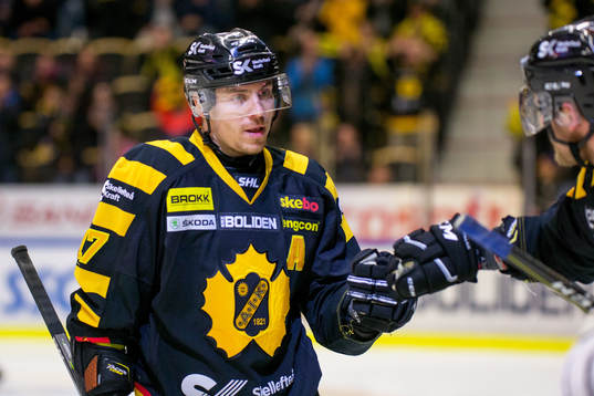 Skellefteås Pär Lindholm jublar