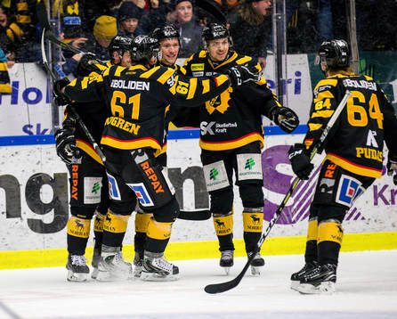 Skellefteås Jesper Olofsson , Fredrik Lindgren, Pär