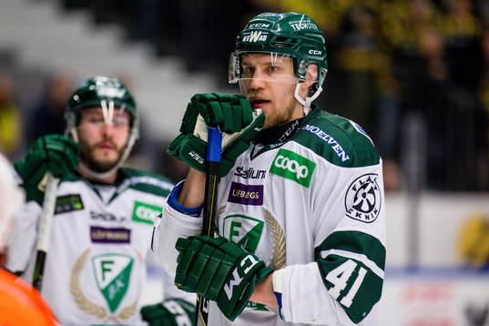 Färjestads Ilari Melart deppar