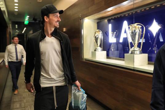 I denna handoutbild från LA Galaxy ses Zlatan Ibrahimovic