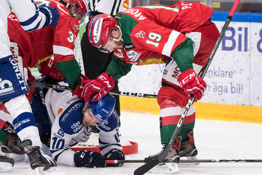 Leksands Matt Carey och Moras John Persson  i