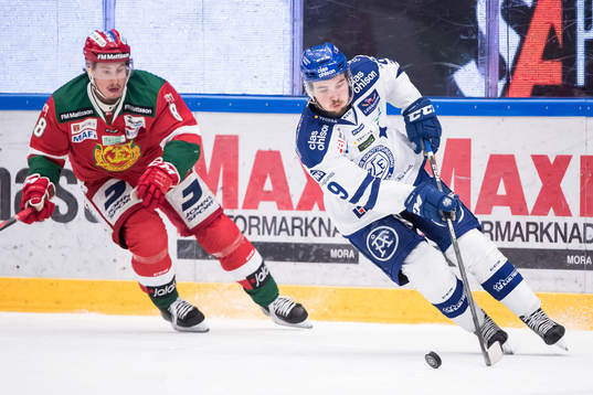 Moras Robin Johansson och Leksands Emil Bemström  i