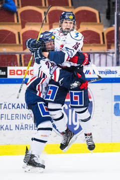 Linköpings Lara Stalder jublar