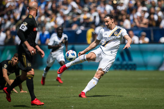 LA Galaxys Zlatan Ibrahimovic gör 3-3