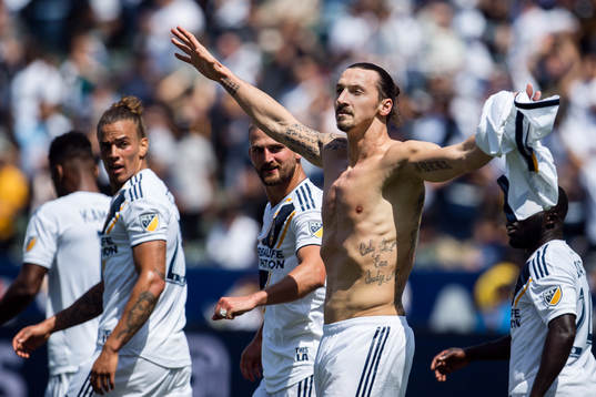 LA Galaxys Zlatan Ibrahimovic jublar