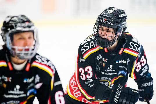 Luleås Michelle Karvinen jublar