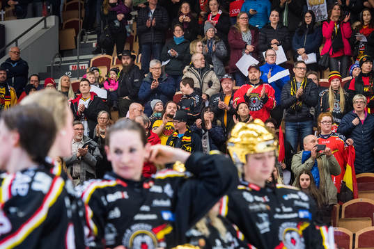 Luleås supportrar hyllar laget