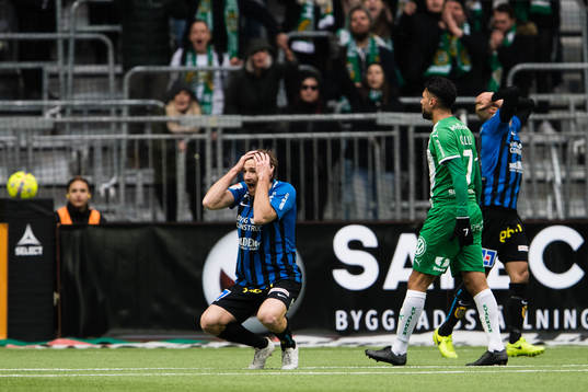 Sirius Jesper Arvidsson deppar när Hammarby tilldöms en