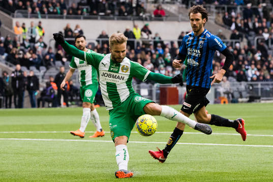 Hammarbys Sander Svendsen med en målchans