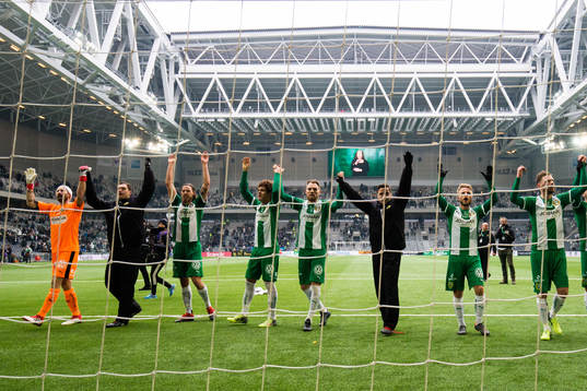 Hammarbys spalere tackar publiken