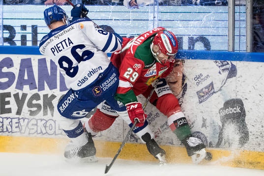 Leksands Daniel Pietta och Moras Marcus Fagerudd  i