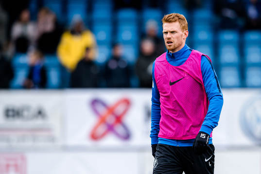 Trelleborgs Lasse Nielsen värmer upp före