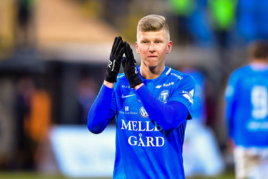 Trelleborgs Ottar Magnus Karlsson tackar publiken