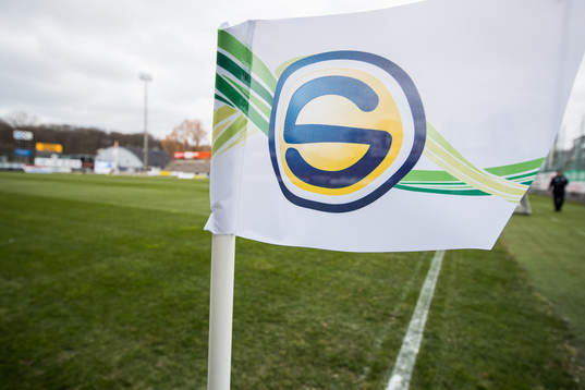 Hörnflagga med Superettanlogotyp