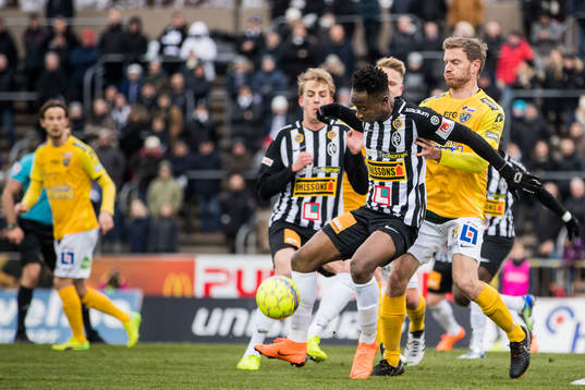 Landskronas Karim Sadat och Falkenbergs Erik Pärsson