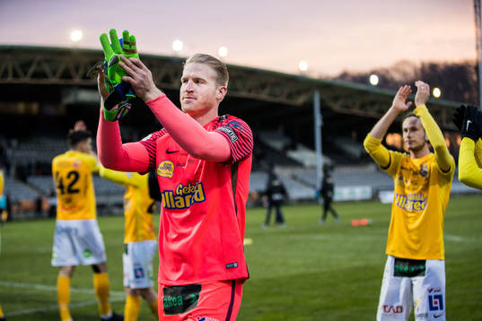 Bläddra bland fler bilder av Fotboll, Superettan, Landskrona - Falkenberg