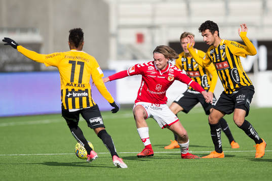 Kalmars Isak Magnusson mot Häckens Daleho Irandust