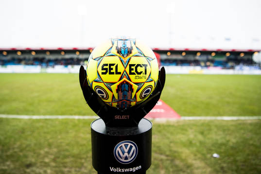 Officiella matchbollen från Select