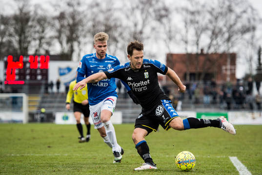 IFK Göteborgs Tobias Hysén och Trelleborgs Robin Nilsson