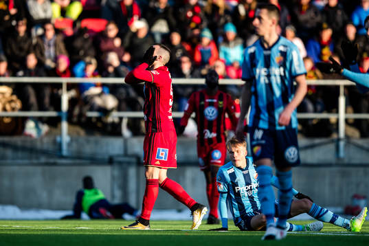 Östersunds Dino Islamovic deppar