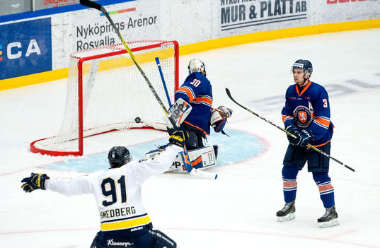 Pontus Eltonius målvakt i Växjö och Jonathan Augustin