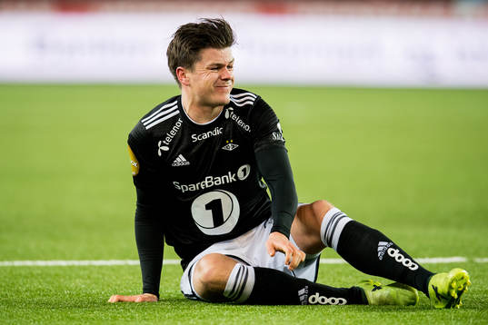 Pål André Helland of Rosenborg with an injury