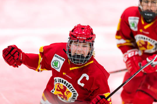 Smålands Elin Svensson jublar