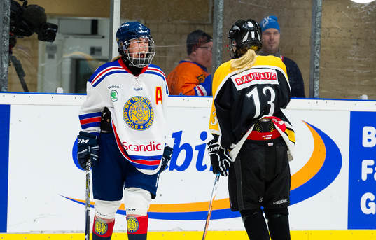 Stockholms Julia Tärnblom jublar