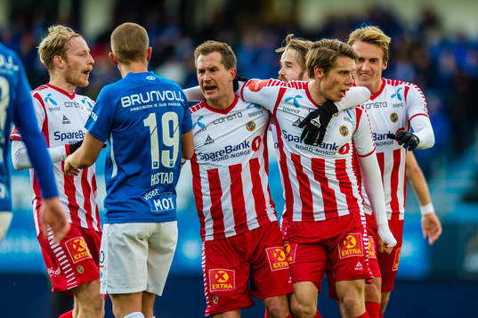 Bläddra bland fler bilder av Football, Eliteserien, Molde - Tromsø
