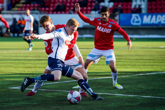 Rasmus Martinsen of Viking and Harald Holter of Kongsvinger
