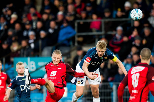 Kristoffer Barmen of Brann and Jakob Glesnes of