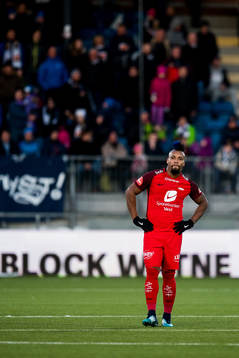Bismar Acosta of Brann looks dejected