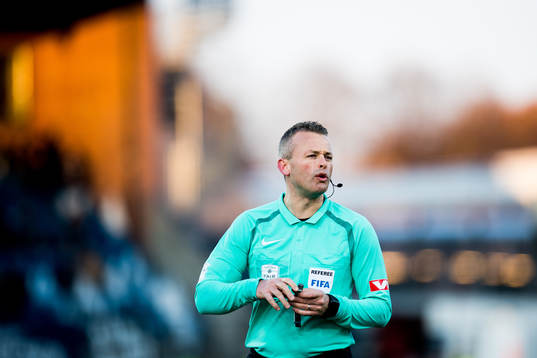 Svein Oddvar Moen, referee