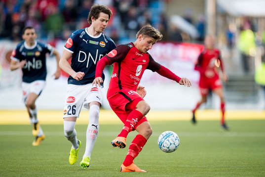 Lars Vilsvik of Strømsgodset and Steffen Lie Skålevik of