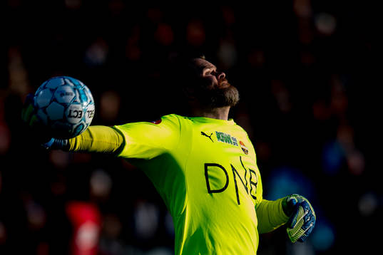 Goalkeeper Espen Bugge Pettersen of Strømsgodset