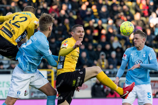 Elfsborgs Jon Jönsson och Malmö FFs Sören Rieks