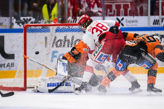 Timrås Jacob Olofsson gör 1-2